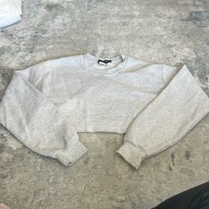 PRETTYLITTLETHING CROPPED SWEATER